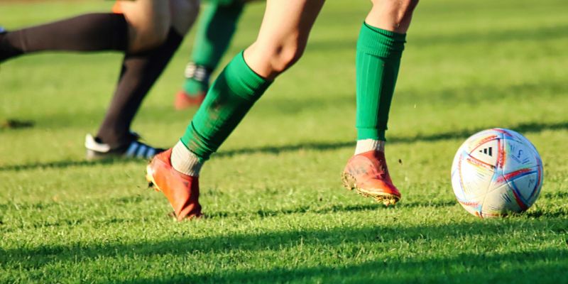 Ưu điểm và hạn chế của bóng đá ảo là gì